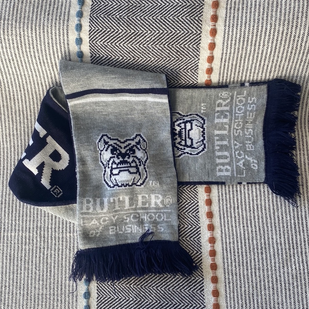 Butler Lacy School of Business Scarf